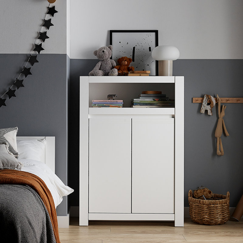 Camilla Combi Chest with handleless system