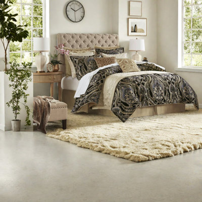 Luxurious King Bedding Set, Polyester Durability, Antique Satin Style For Home Comfort