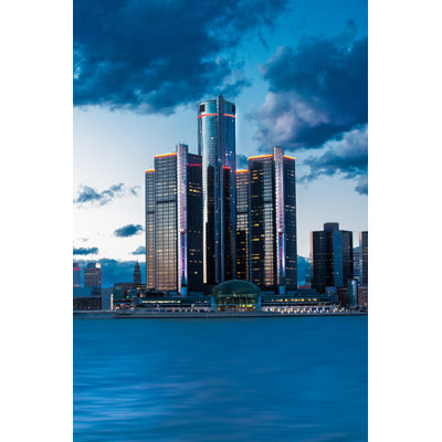 Yosra Detroit's Renaissance Center par Steven_Kriemadis