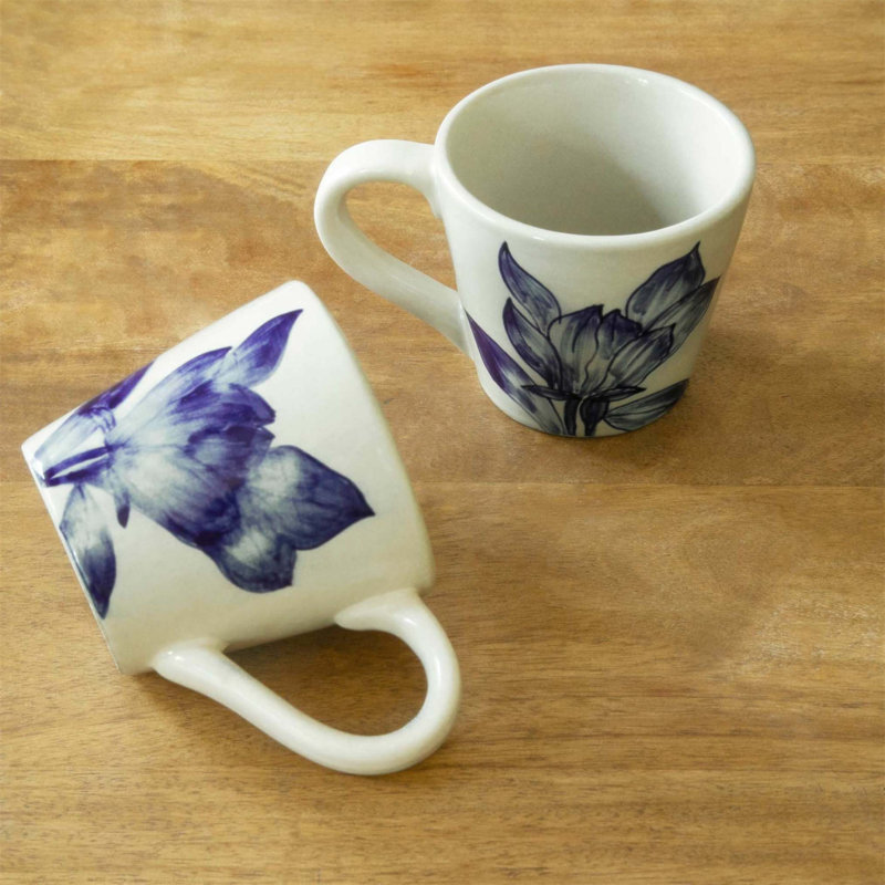 Tasses à café élégantes en céramique blanche avec imprimé floral - ensemble de 2 verres durables et élégants pour un usage quotidien
