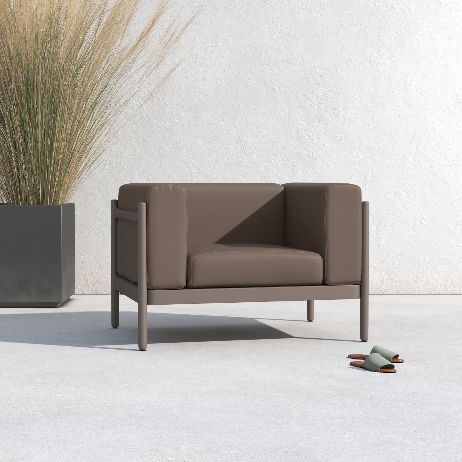 Metaza Outdoor Lounge Chair