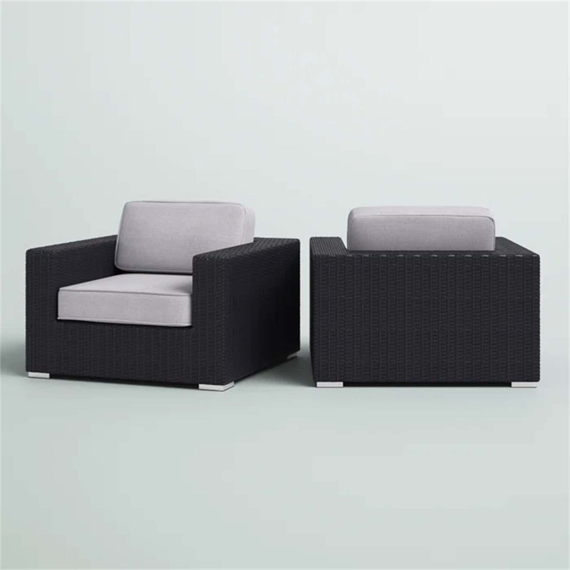 Chaise de patio entièrement assemblée avec coussins