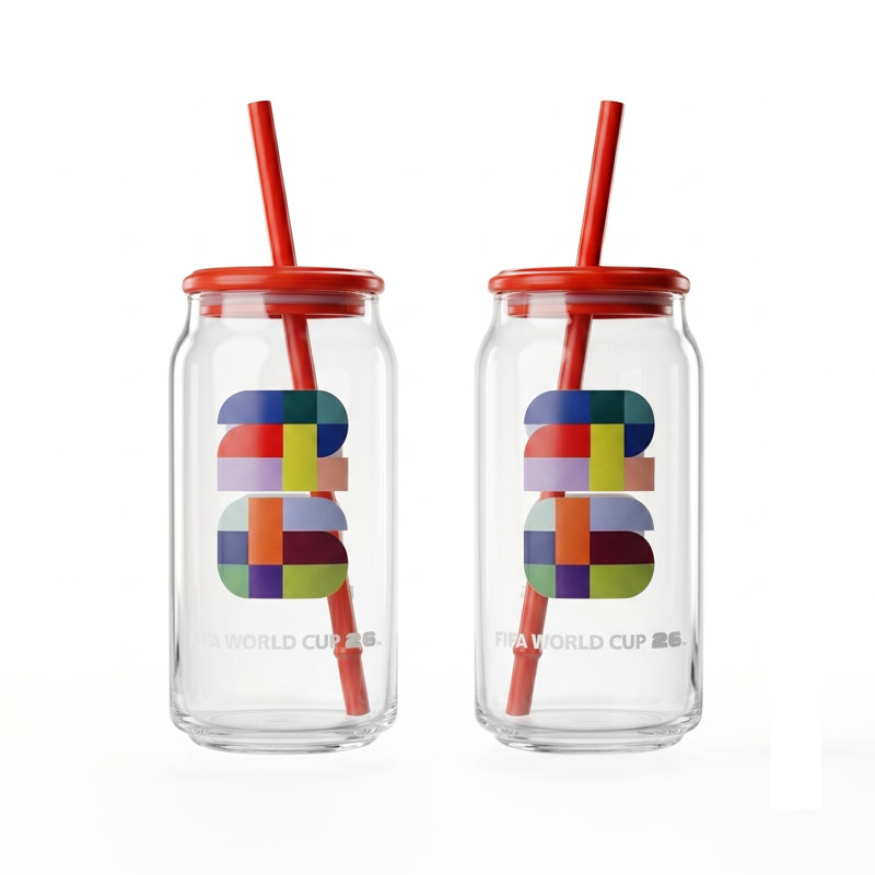 Ensemble de 2 suppers en verre 16 oz. avec couvercle en plastique rouge et paille