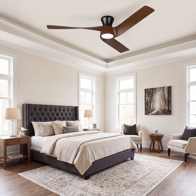 Ventilateur de plafond encastré de 132 cm (52 ​​po) avec éclairage DEL, couleur noyer, Noyer