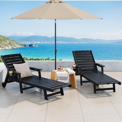 Ensemble de 4 chaises longues de patio en PEHD avec roues et porte-gobelet, chaise longue inclinable à 5 positions pour piscine et terrasse, noir