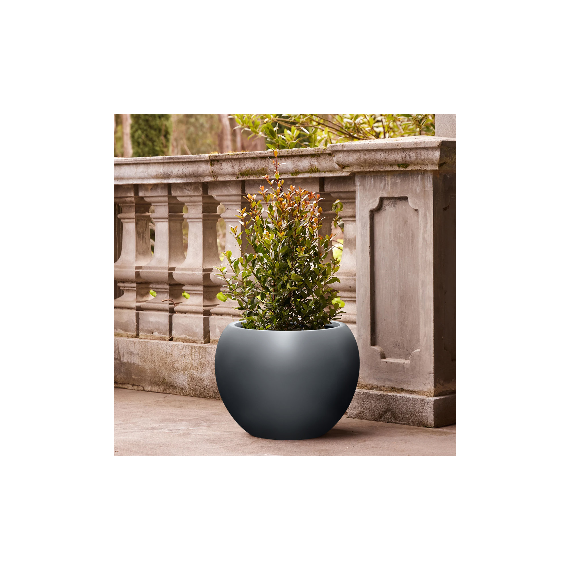 Dorlis Fiberstone Pot Planter, Charcoal, 17" H x 21" W x 21" D