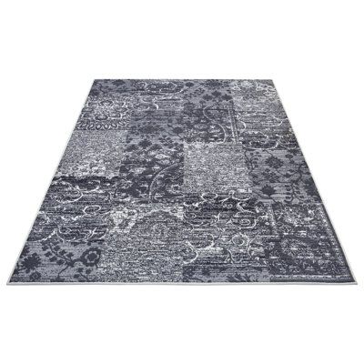 Grey/Cream Area Rug
