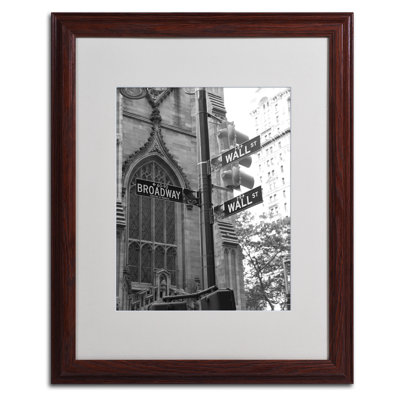 « wall street signs », reproduction de photo sur toile encadrée