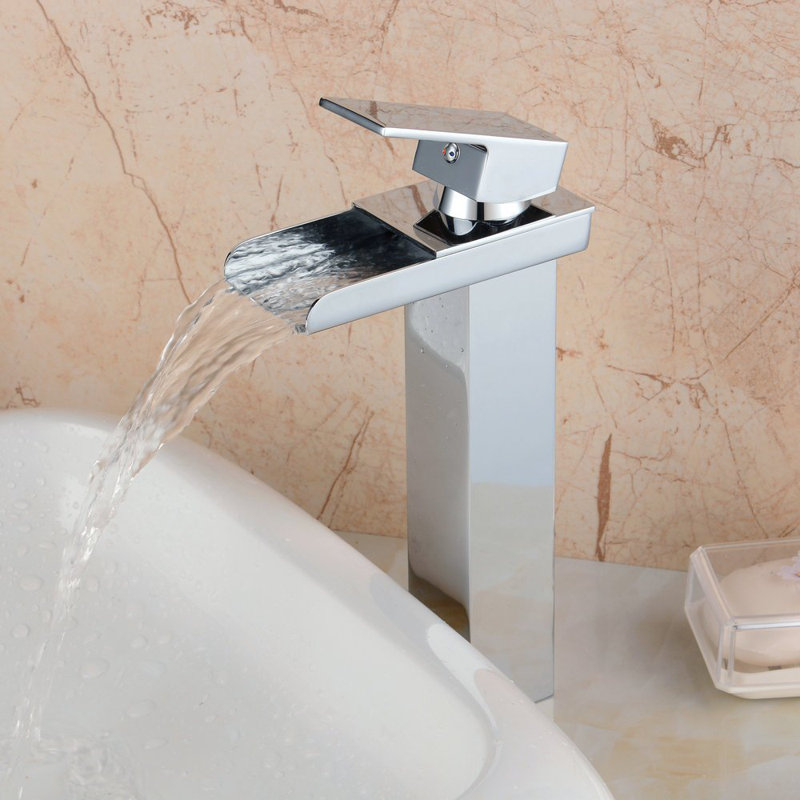 Single-Hole Single-handle Bathroom Faucet, Chrome
