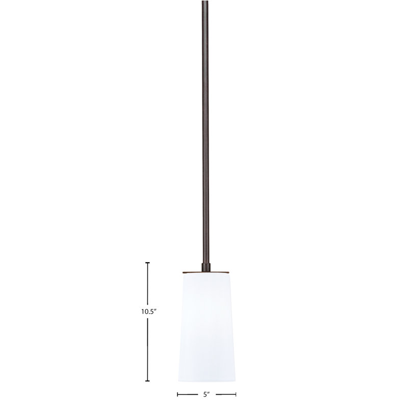 Mini-luminaire suspendu suspendu Wakefield présenté en finition granite foncé avec verre opale blanc l 5 po x H 9,75 po