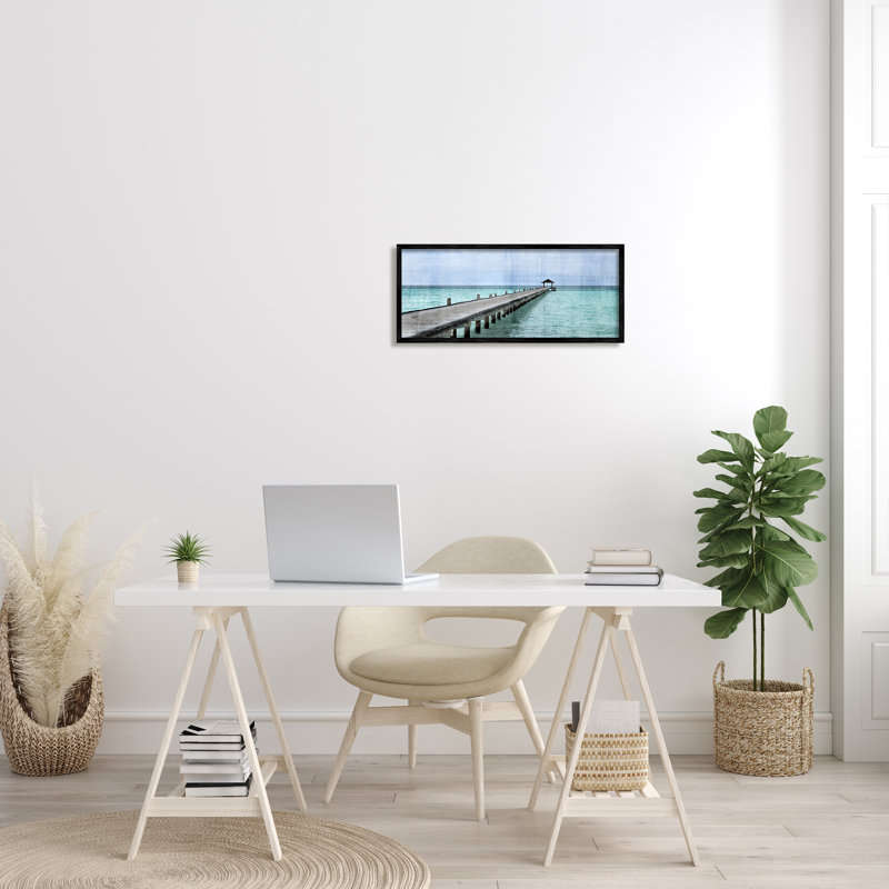 Long Wharf Beach Paradise, Giclée encadrée noir minuit, H 10 po x l 24 po
