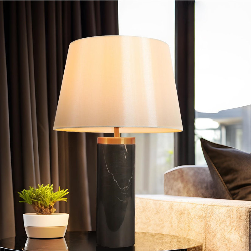 Lampe de table en pierre Rouch