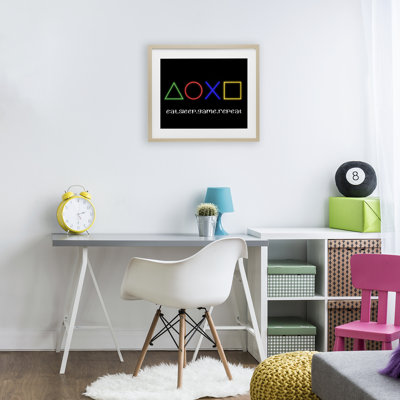 «Neon Gaming Symbols & Words», reproduction encadrée sous verre, design par Christine Simpson Art