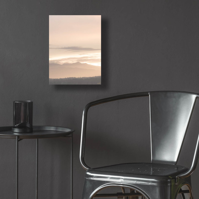  «The Morning Mountains» par Life BeautifuLEE, art mural en verre acrylique, 12 po x 16 po
