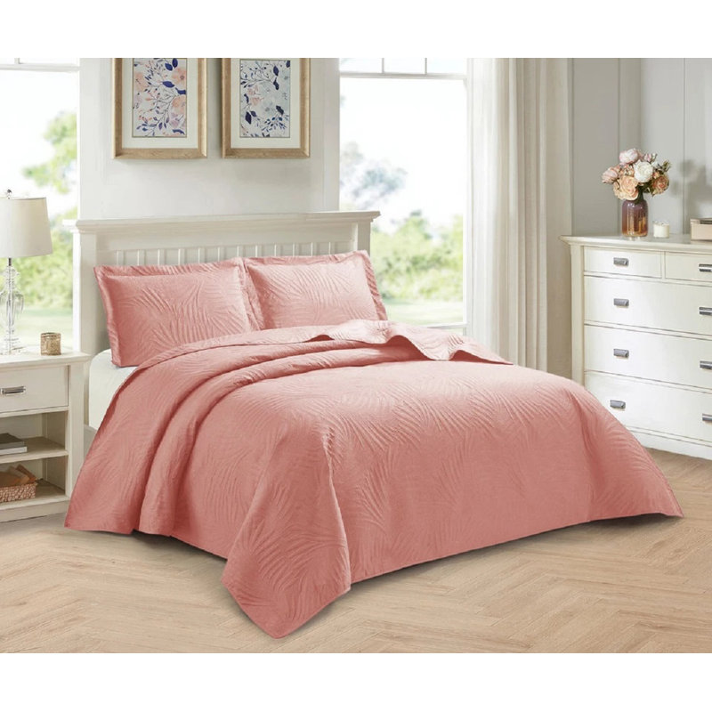 3 Piece Tropical Leaf Bedspreads Set Quilted Bed Throw with Matching Pillow Shams Polyester Material, Pink