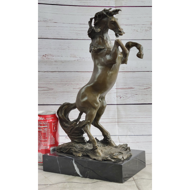 Figurines et sculptures