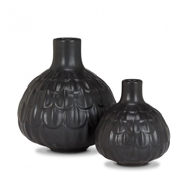 Vase noir mat en forme d'ampoule, H 4 po x l 3,50 po x P 3,50 po