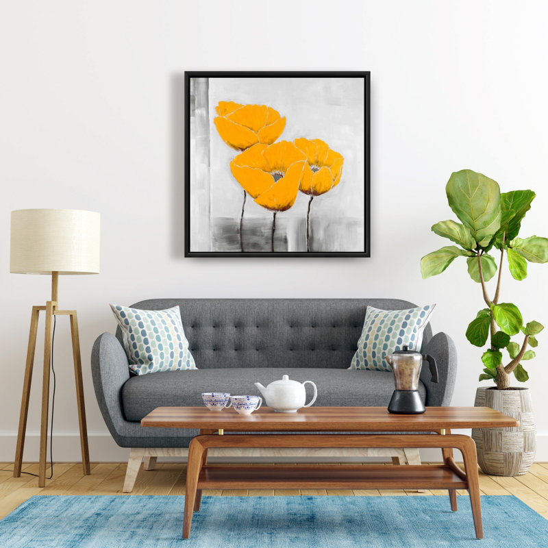 " Three Yellow Flowers "
