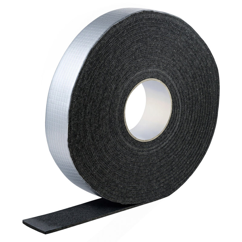 Enveloppe isolante pour tuyau 32,8 pi x 2 po avec couche de papier d'aluminium auto-adhésive, Argent