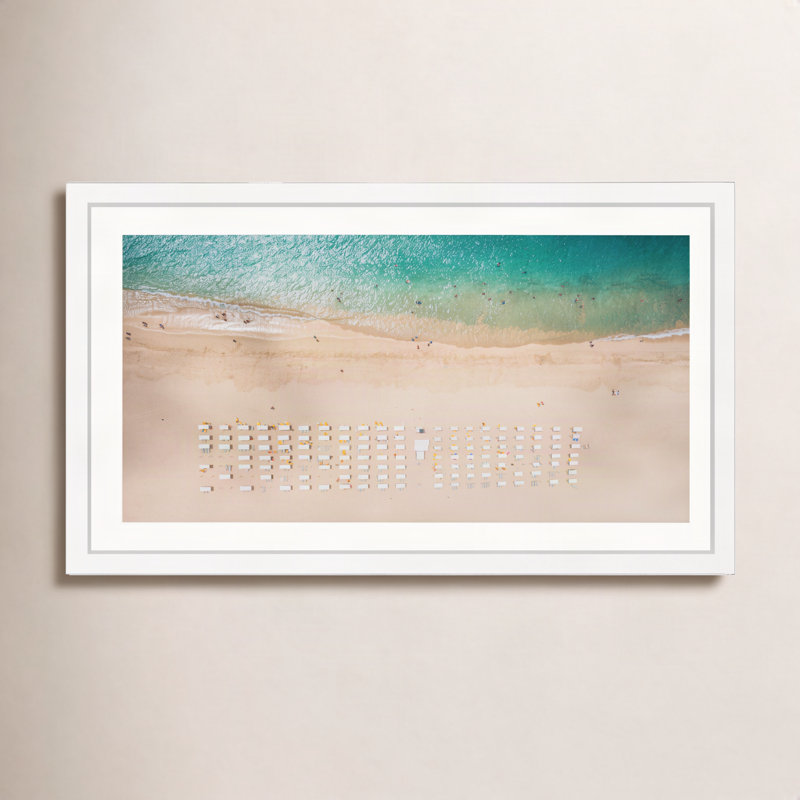 Beach Goers par Marmont Hill - impression sur papier, H 24 po x l 36 po x P 1,5 po