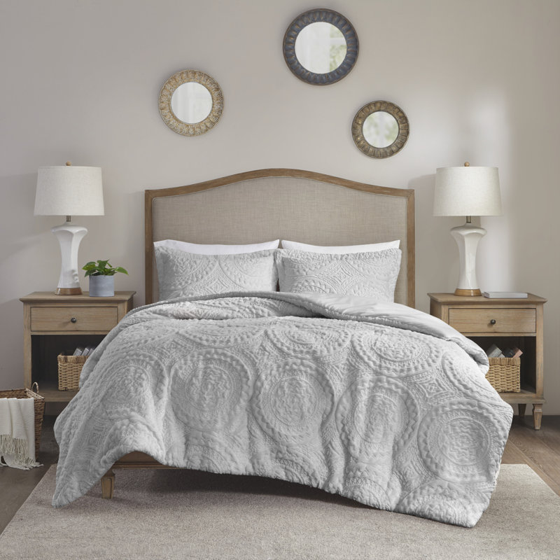 Arya Comforter Set, Full/ Queen Comforter + 2 Shams, Gray