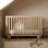 Lit de bébé convertible 5-en-1 Amalfi Deluxe avec garde-corps en prime