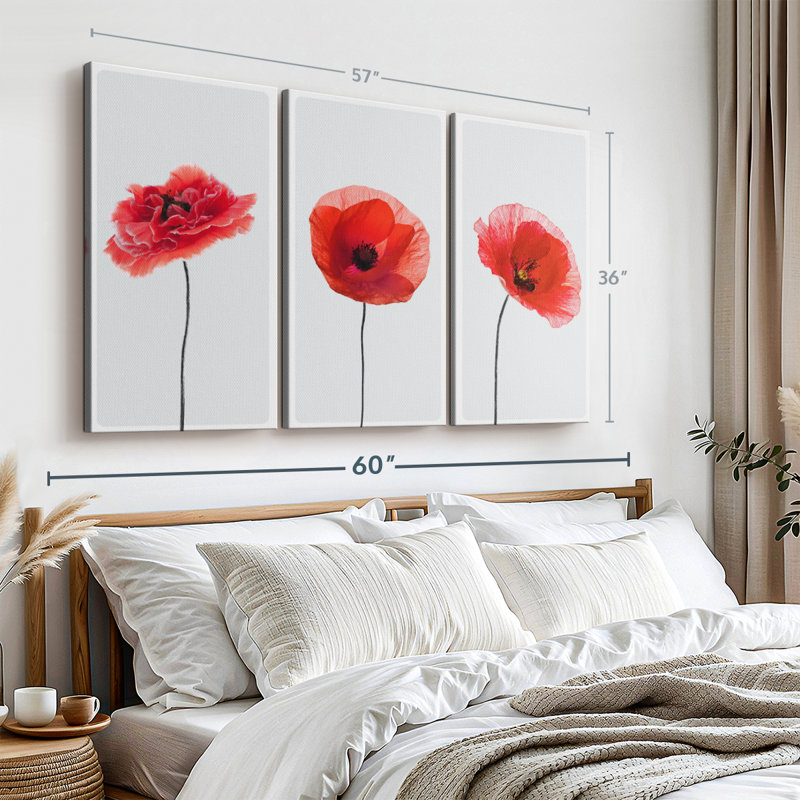 Trois coquelicots rouges, reproduction sur toile, H 36 po x l 57 po x P 1,25 po
