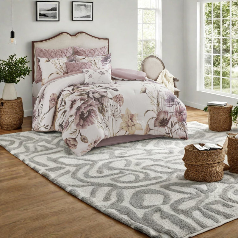 Romantic Blush Bedding Set, Polyester Comfort For Stylish Bedrooms