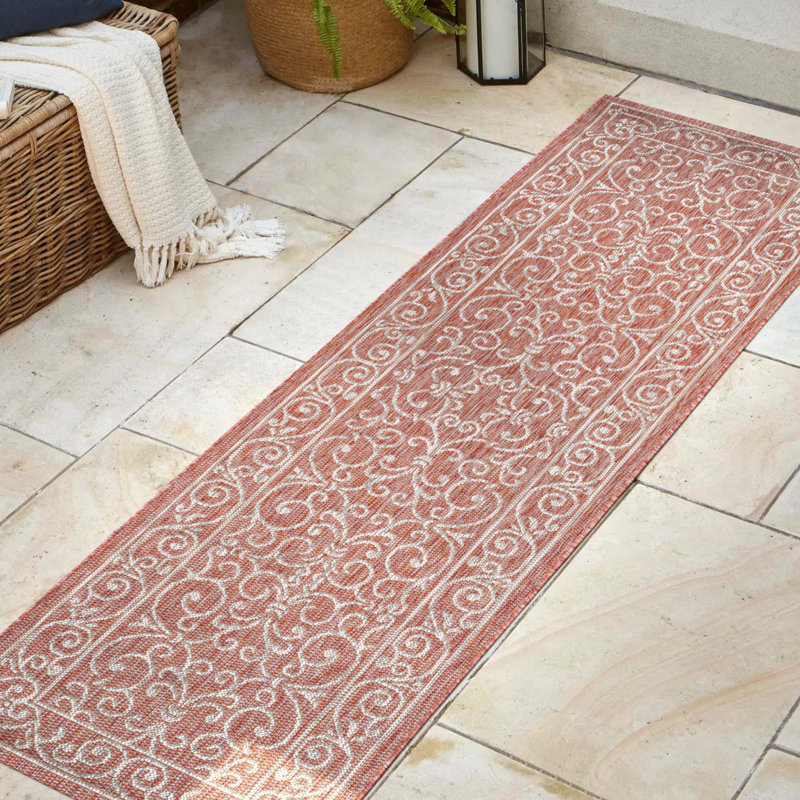 Tapis intérieur / extérieur rouge / beige tissé texturé Hagerman, Tapis de couloir 2 pi 2 po x 8 pi