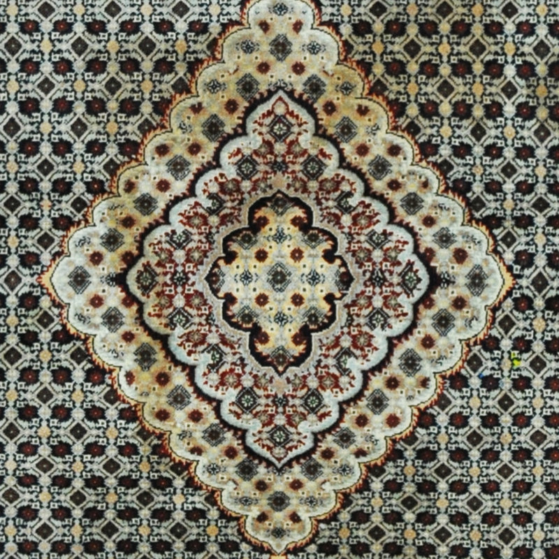 Tapis géométrique ivoire / bleu / noir en laine noué à la main à motif géométrique 5 pi x 6 pi 4 po