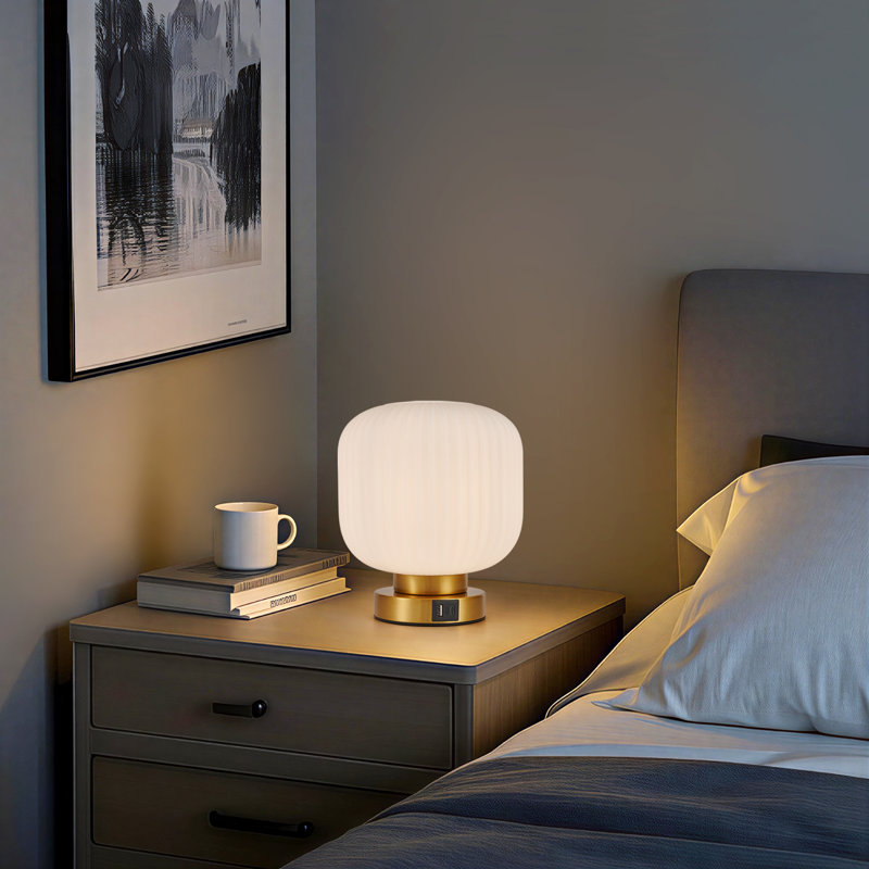 Metal Table Lamp, Gold, Cream
