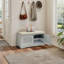 Banc de rangement pour chaussures moderne avec portes d'armoire et tablettes réglables, sièges et solution d'organisation-275917647
