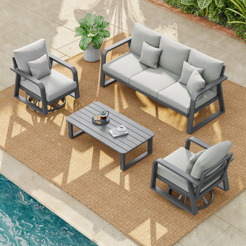 Un canapé trois places + deux chaises pivotantes + une table basse-Line2