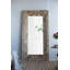 Miroir de plancher rectangulaire pleine longueur avec cadre en bois vieilli pour une pièce spacieuse et une décoration intérieure améliorée-459199645-459199642-459199646