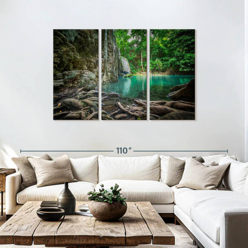 Paysage de cascade d'Erawan, H 48 po x l 74 po