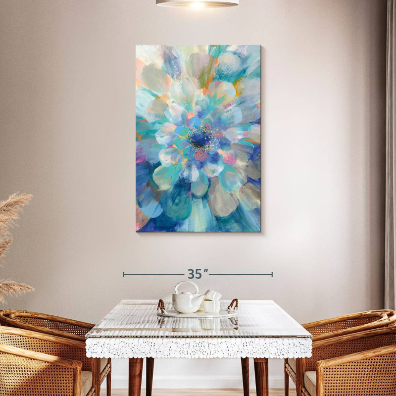 Avery Intensity II, 45" H x 30" W