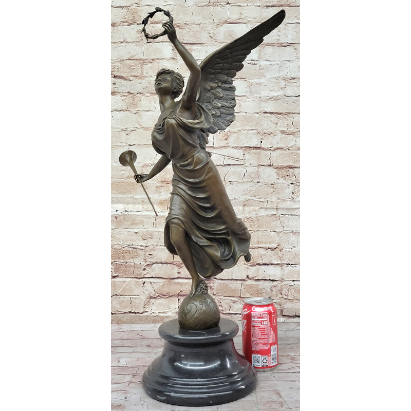 Figurines et sculptures