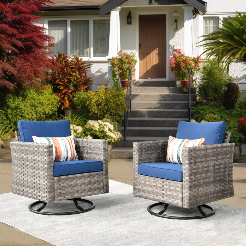 Chaise berçante d'extérieur en osier avec coussins Bobia, Bleu marine