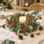 Mini couronne de Noël artificielle 12 pouces avec des accents de baies rouges et un feuillage persistant réaliste