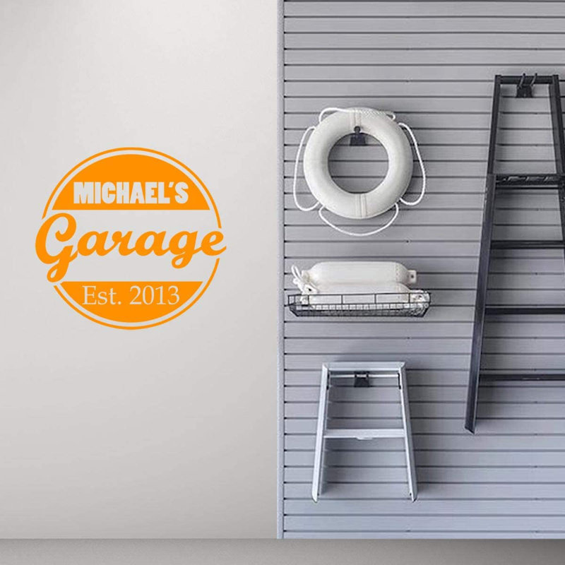 Décalcomanie murale Trinx Garage avec nom personnalisé - CS49, H 12 po x l 12,5 po, Orangé