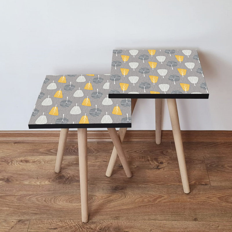 Ensemble de 2 tables gigognes modernes, blanches, grises et jaunes, 13,8 po x 18,5 po x 13,8 po | 100% panneau de fibres à densité moyenne avec pieds en bois de hêtre, épaisseur: 0,7 pouce | Conception géométrique élégante pour la maison et le bureau, solution peu encombrante