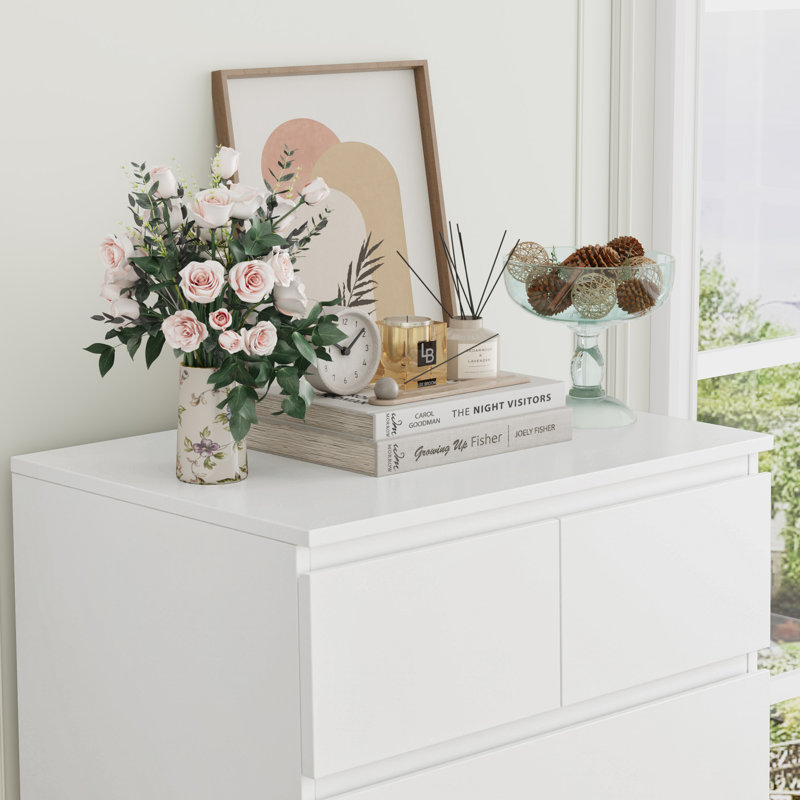 Baldvina 23.6'' W 7 - Drawer Dresser, White