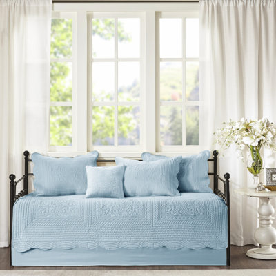 Housse de lit de jour réversible à bords festonnés en bleu - 6 pièces, microfibre et coton, chute de 15 pouces, 3 taies décoratives, 1 coussin décoratif, housse de matelas pour lit simple, bordure de pièce de 17 pouces, mélange de coton, taille,