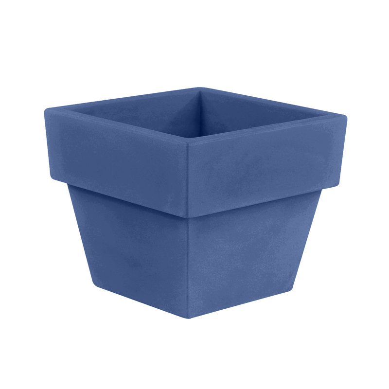 Vaso Resin Pot Planter, Ice, 10.25" H x 11.75" W x 11.75" D