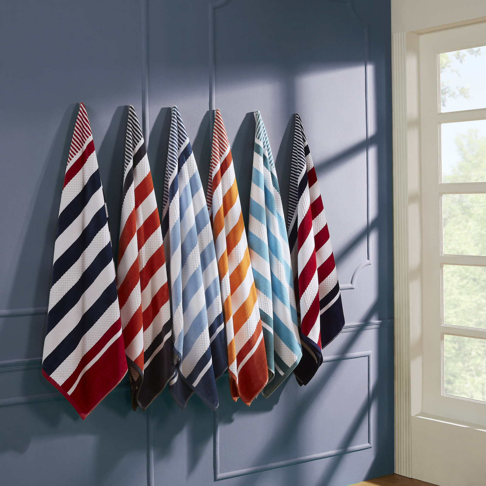 Gilus 100% Cotton Striped Beach Towel, Red/Blue