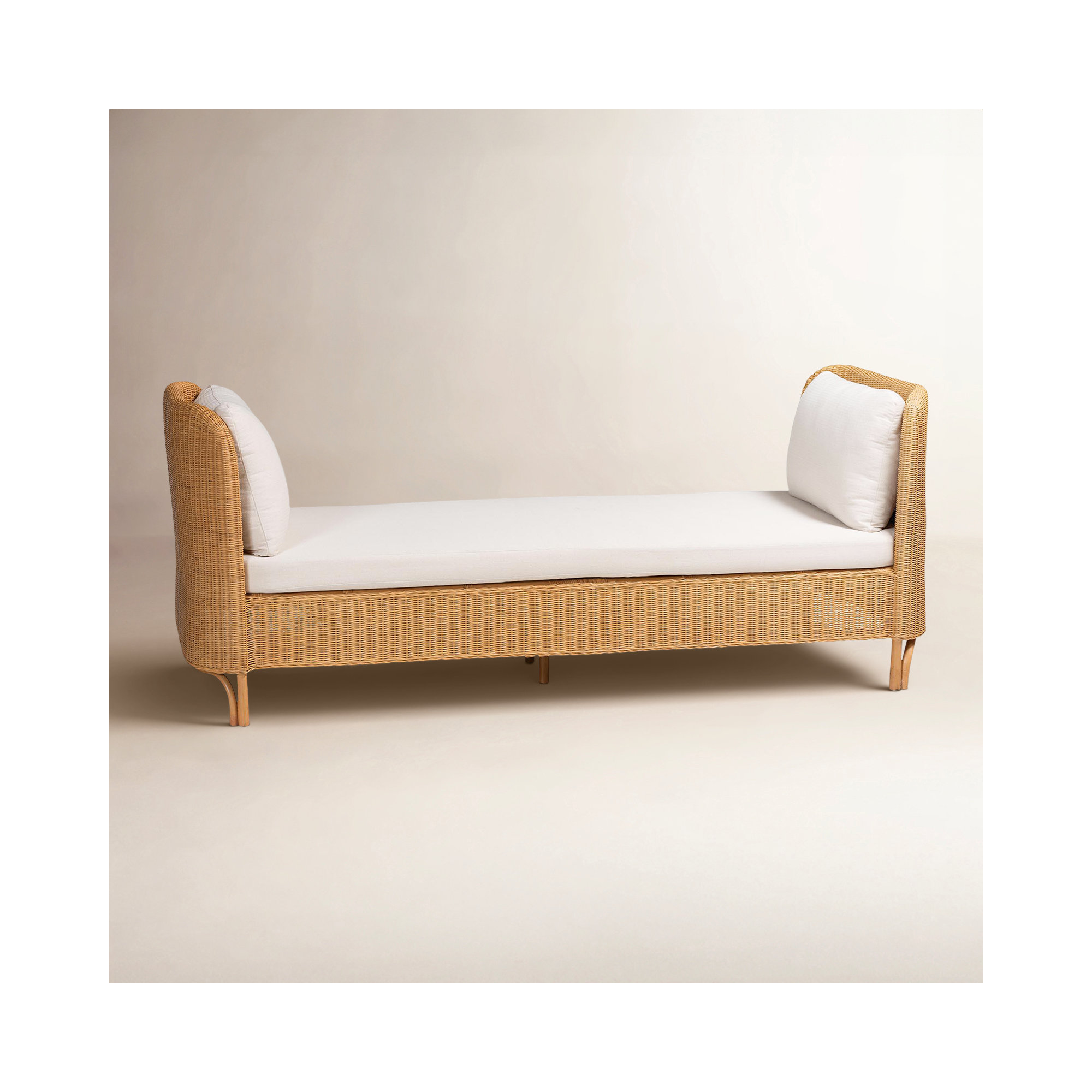 Demeatra Diva Bohemian Light Honey Rattan Daybed