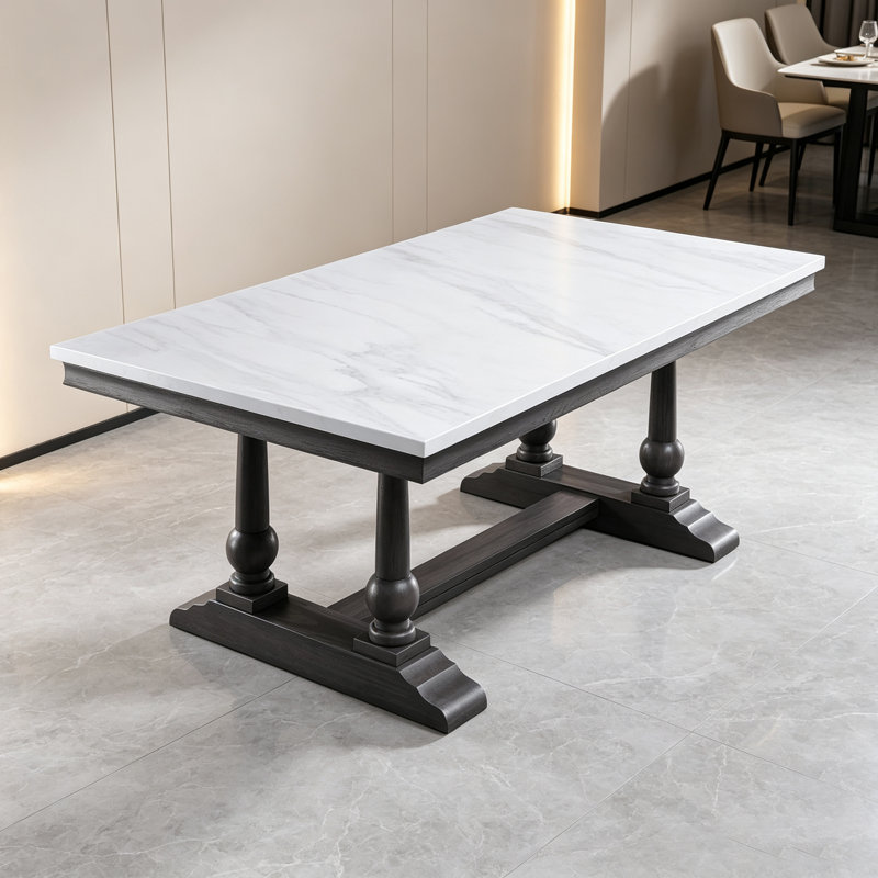 Table de salle à manger ronde de 180 cm (71 po) avec dessus en pierre frittée et piètement sculpté en chêne.