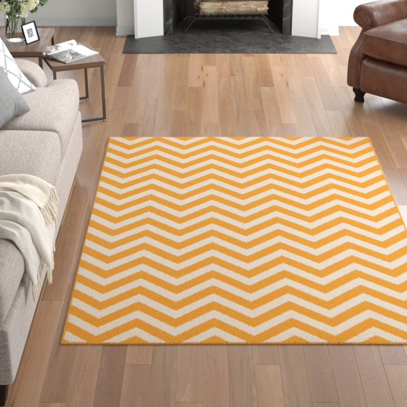 Irita Chevron Indoor / Outdoor Rug, Rectangle 5'3" x 7'6"