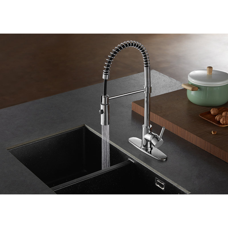 Robinet de cuisine à pré-rinçage à fixation sur comptoir à 1 trou Kingston Brass, Chrome poli