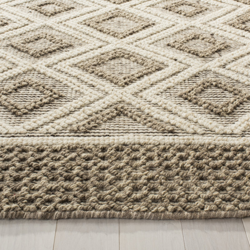 Kentshire Hand Woven Wool/Cotton Geometric Rug in Beige, Rectangle 8' x 10'